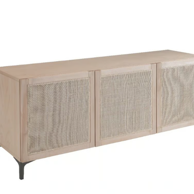 sideboard-in-italy-524535-rel5f82f77e.jpg